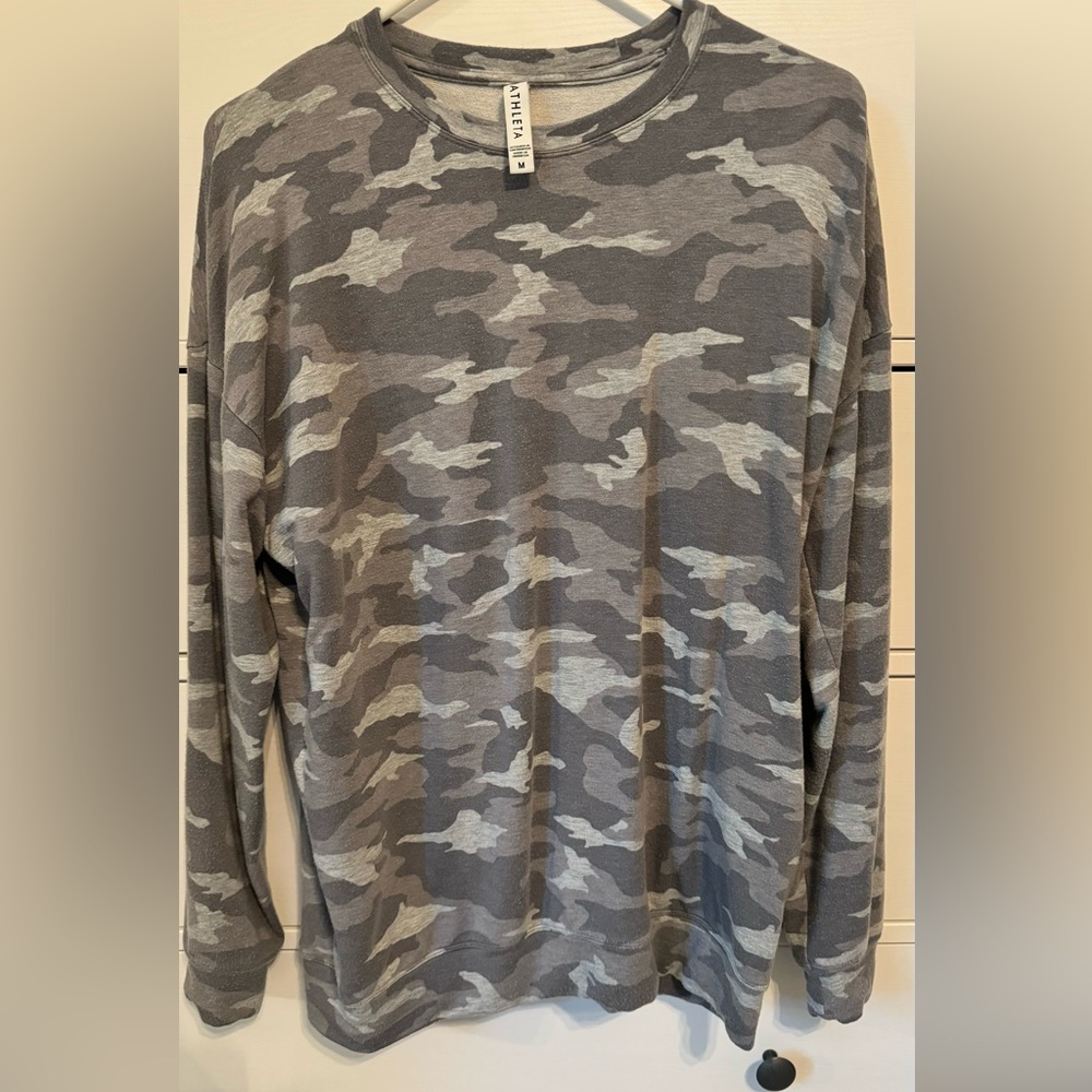 Athleta sweatshirt. Size L. Gray camo. Barely worn.
